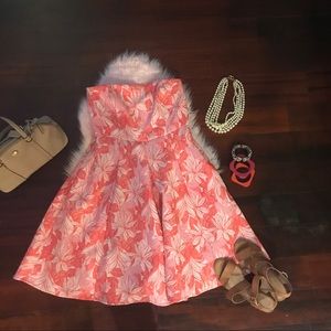 🔴 Pink and White dress